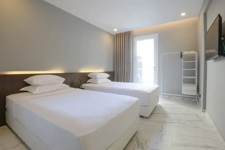 Premium Twin room with garden view