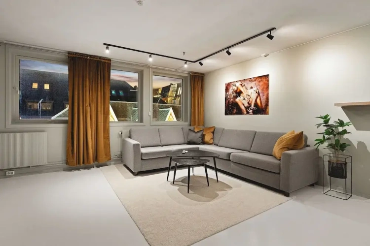 3 Bedrooms Apartment with city view