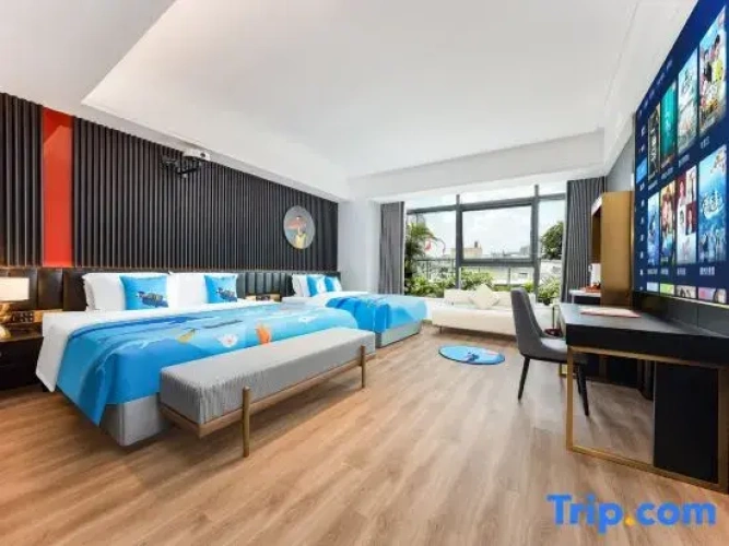Standard Family room