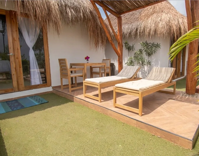 Standard Triple room