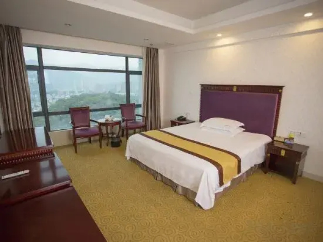 Century Sunshine Hotel