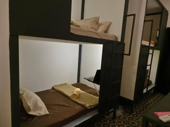 Bahari Twenty8 - Hostel