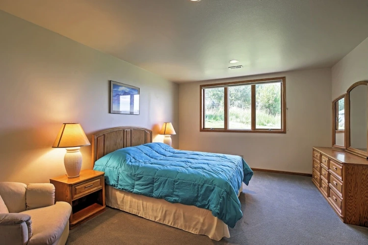 4 Bedrooms Cottage with balcony