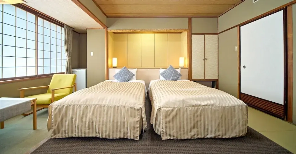 Standard Twin room