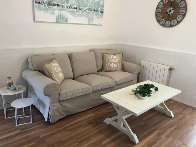 3 Bedrooms Apartment