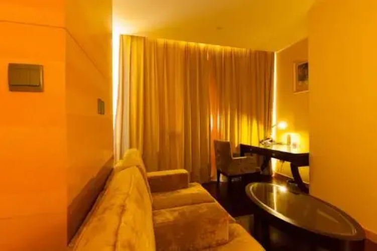 Riz-Carlsen Hotel Dandong