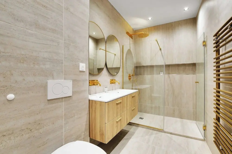Luxury Apartment 1br/4p - Opera