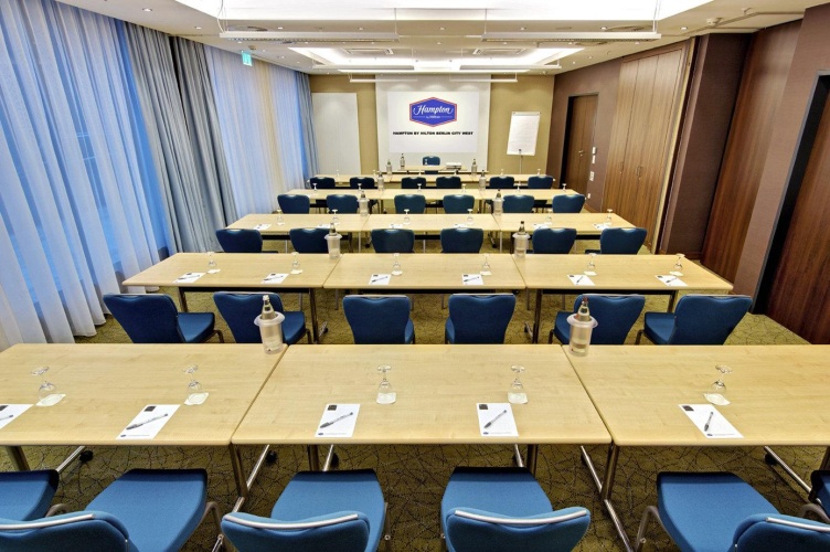 Hampton by Hilton Berlin City West photo 16