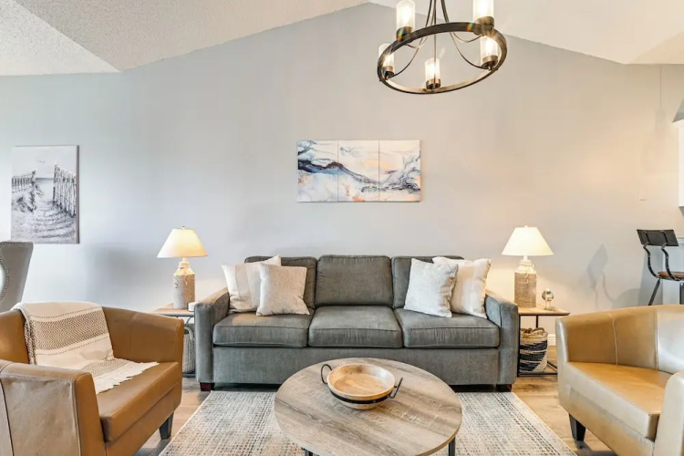 Myrtle Beach Condo: 3 Mi to Ocean!