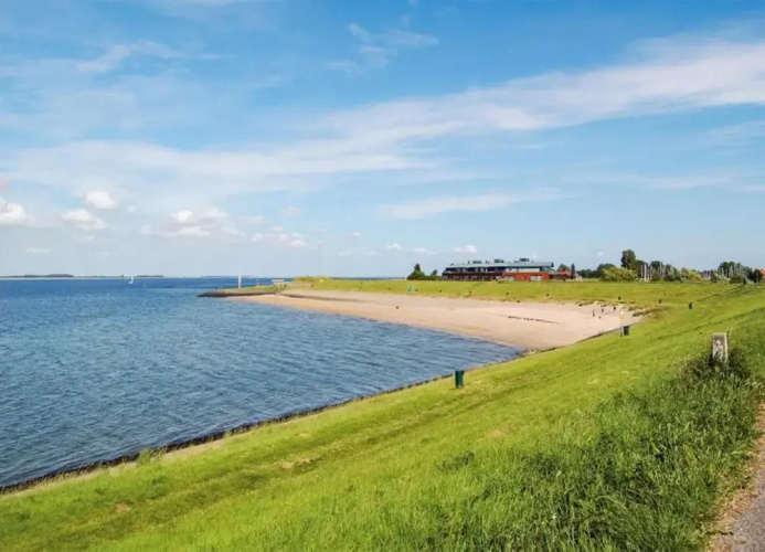 Comfortable Cottage With Wifi Near the Oosterschelde