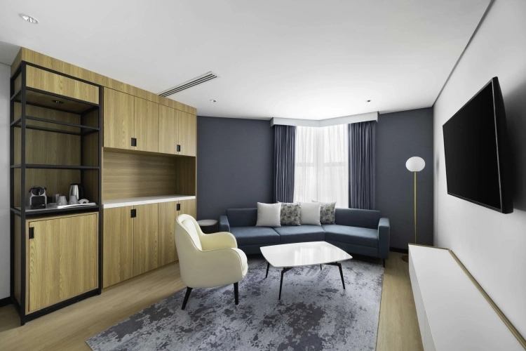 1 Bedroom Suite