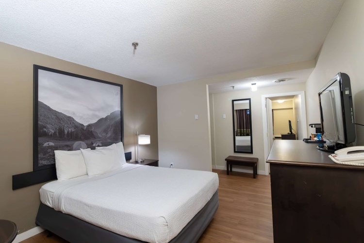 Super 8 by Wyndham Prince George photo 7