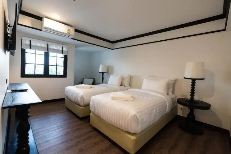 Mora Boutique Hotel