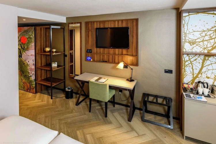 Deluxe Double room with balcony