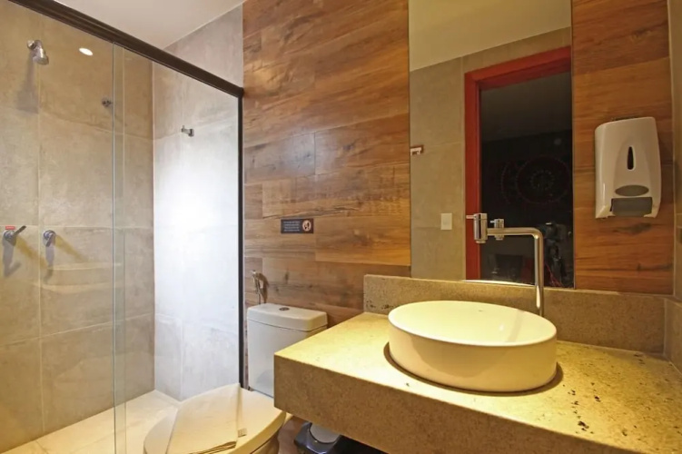 Bravo Hostel Design