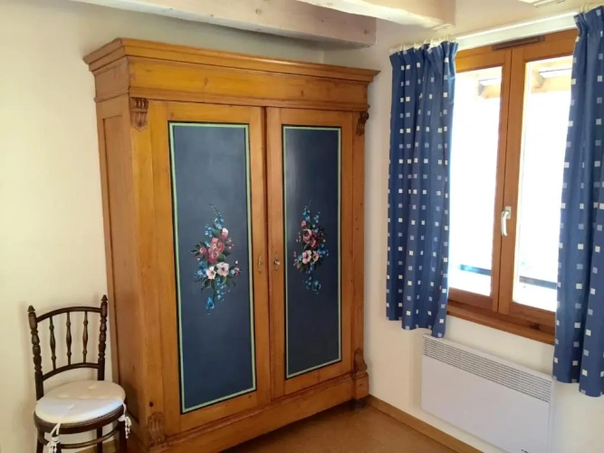 3 Bedrooms Apartment