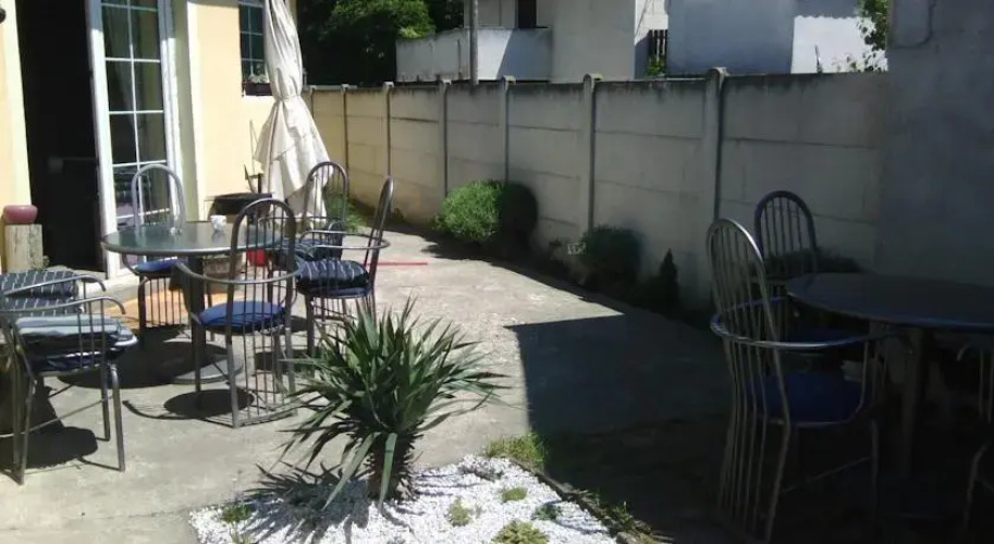 Guesthouse Nar Basta
