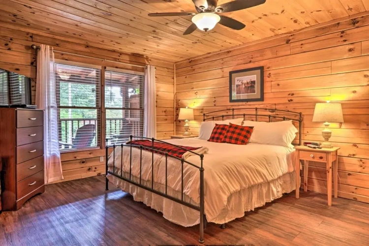 2 Bedrooms Cottage