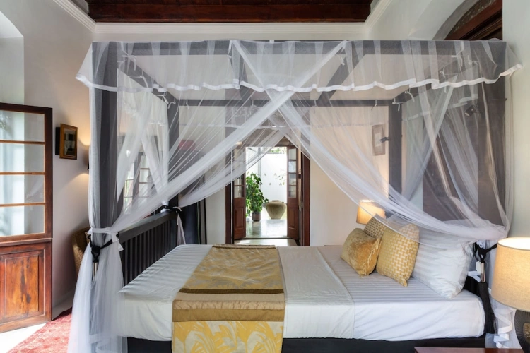 Classic Double room with pool view