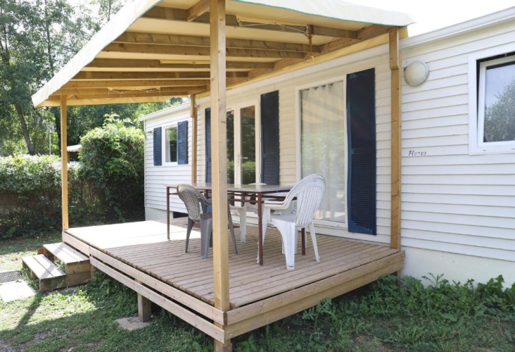 3 Bedrooms Bungalow