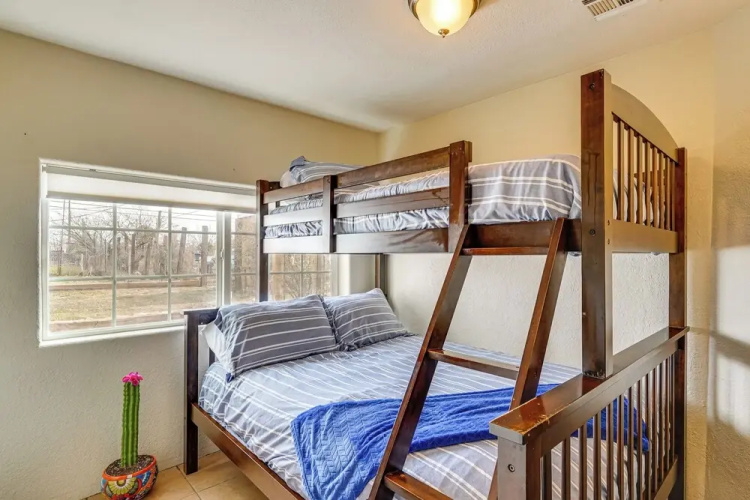Bright Bisbee Home ~ 6 Mi to Downtown!