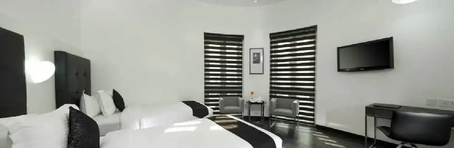 Deluxe room with city view