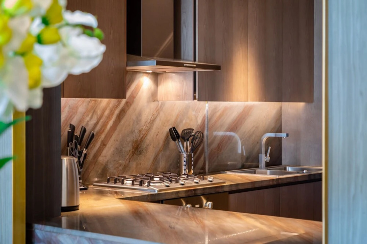 Maison Privee Five