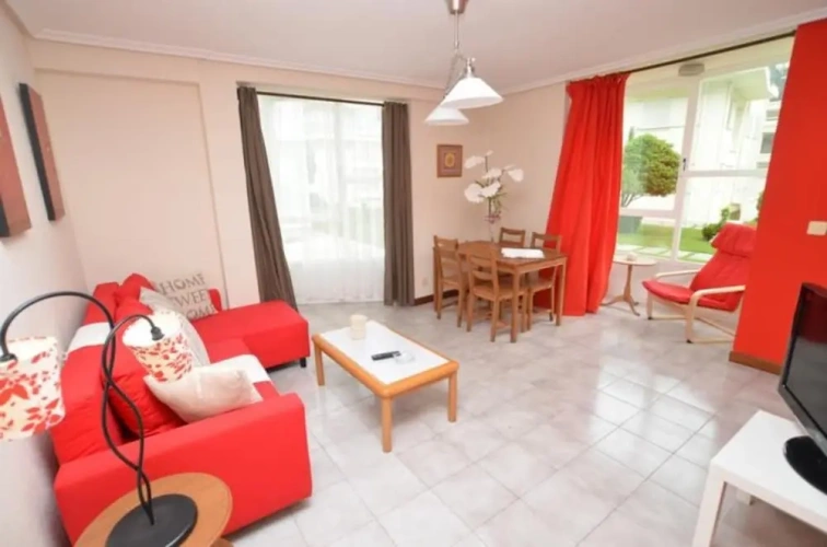 2 Bedrooms Family Apartment with mountain view