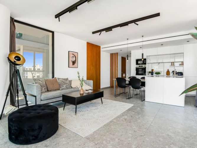 Sanders Gaia Bright 2 Bdr Apt With Sea View