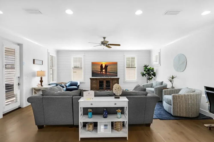 Sand Dollar Beach Cottage - Miramar Beach, FL