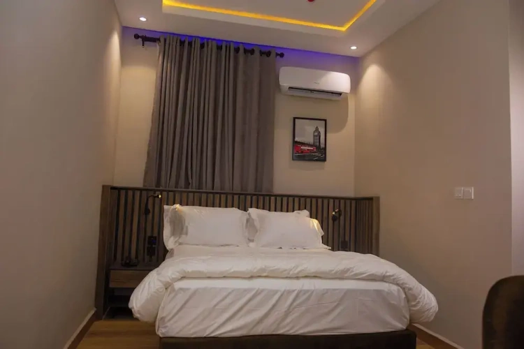 Standard Single room with city view