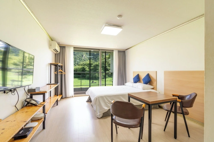 Standard Double room with balcony