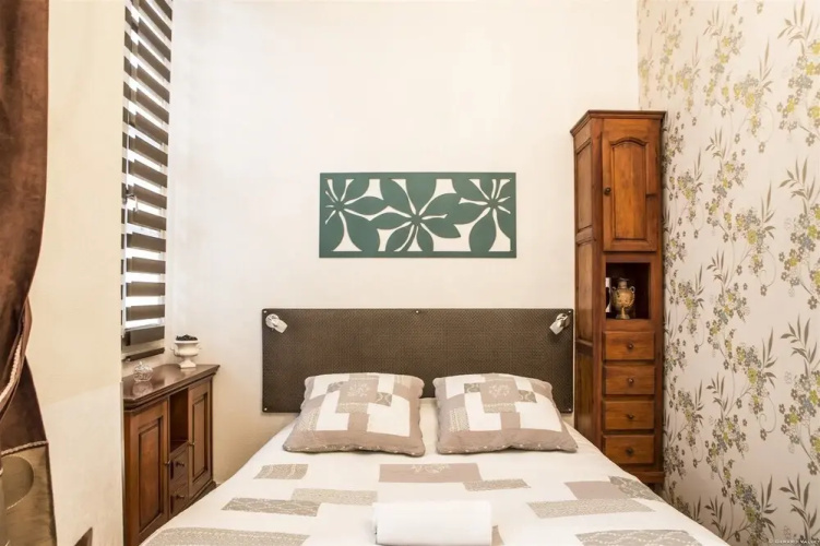 Appartement Entre 2 Murs