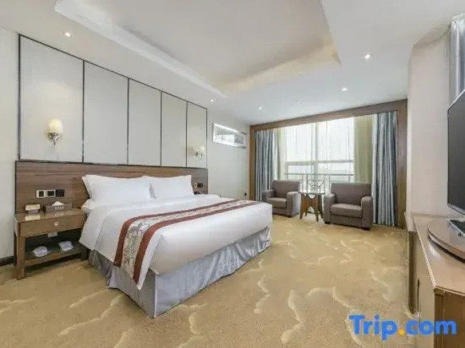 Deluxe Suite