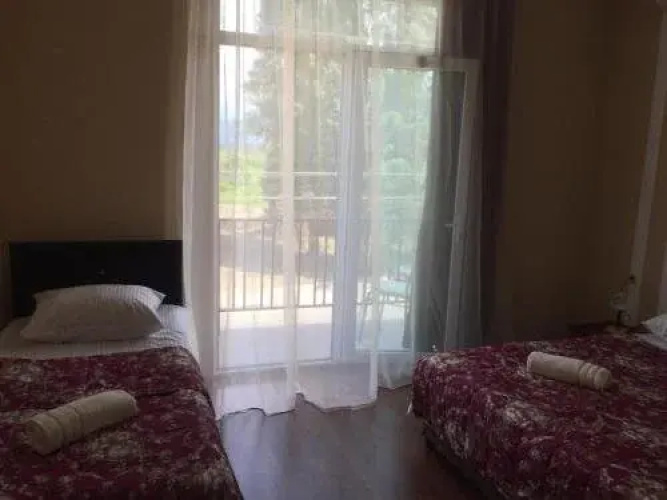 Semeinyi Otel V Kobuleti