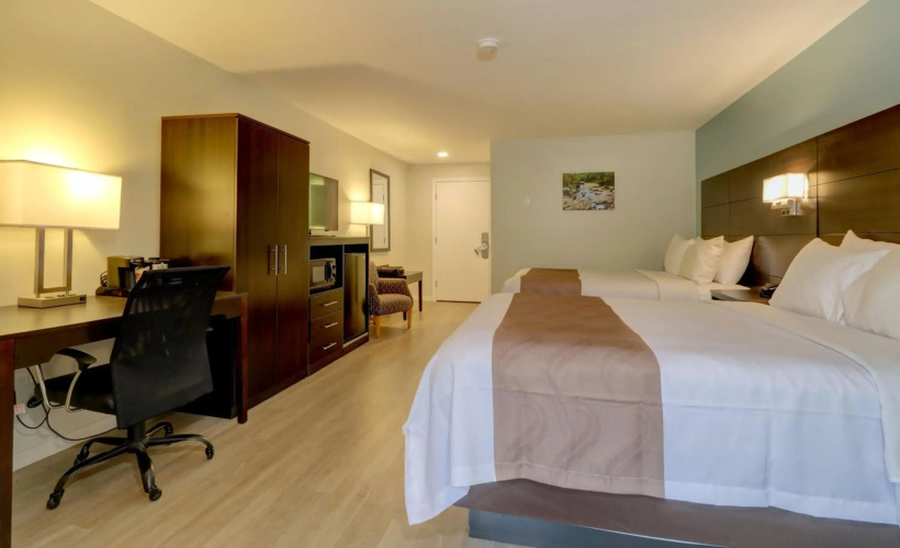Quality Inn & Suites Lincoln I-93