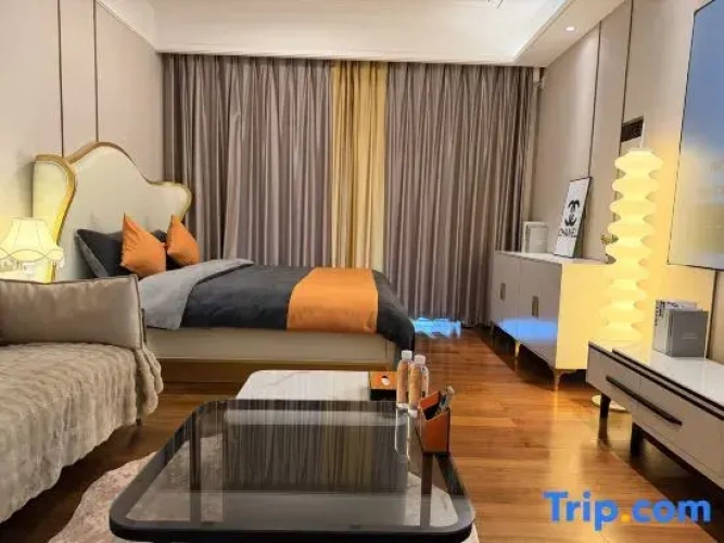 Luxury Suite