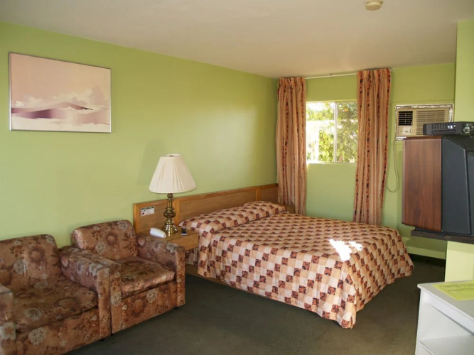 Desert Rose Motel