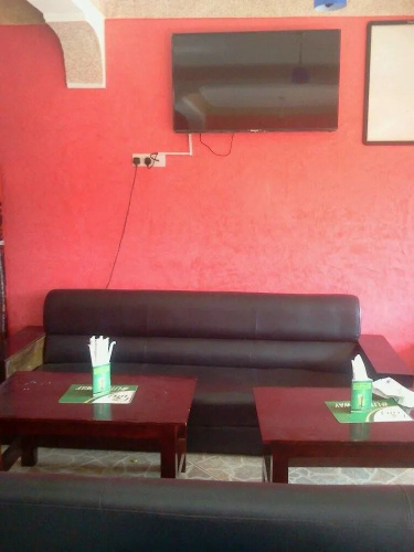 Capricorn Lounge