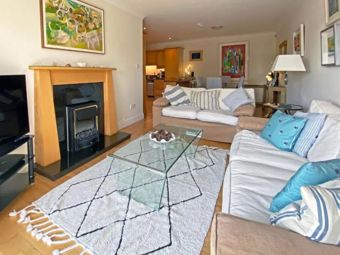 Apartment 395 - Clifden