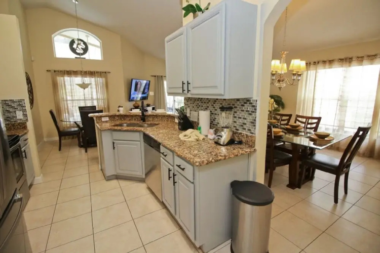 Gorgeous 4 Bed Home In Gated Community