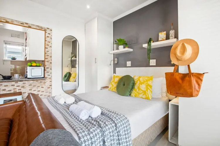 Fairmile Urban Oasis
