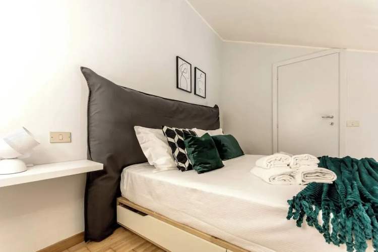 Centro Vicolo Fiori - Modern Split-level Apartment