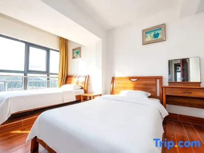 2 Bedrooms Standard room with balcony and with sea view