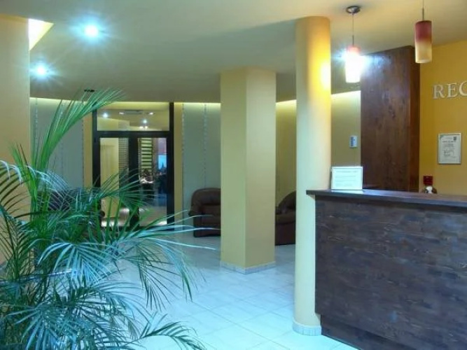 Oasis Hotel