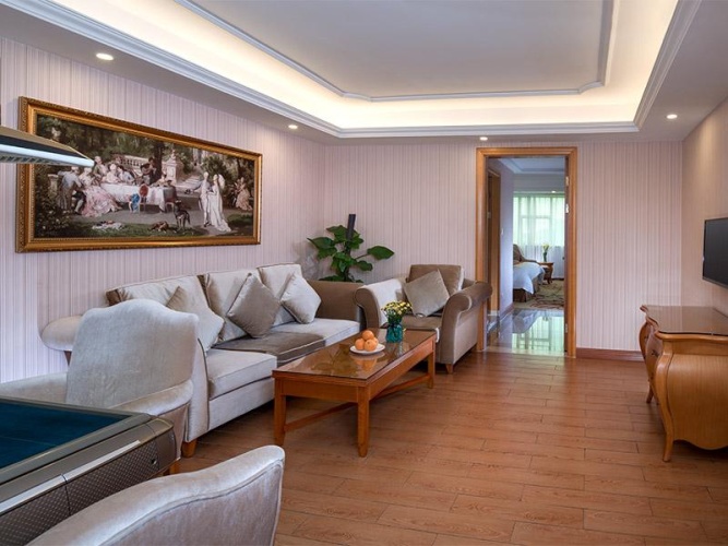 Double Suite