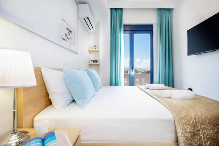 Home Philip II- Overlooks Chania