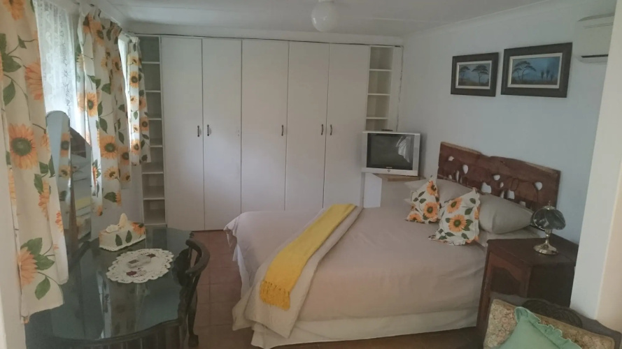 Homestead B & B