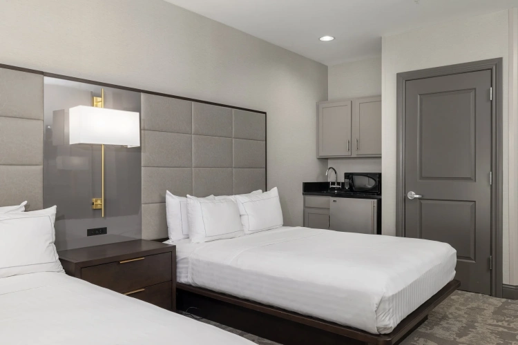 Superior Mobility Accessible Quadruple room
