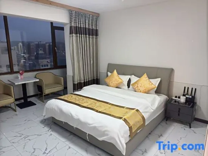 1 Bedroom Suite